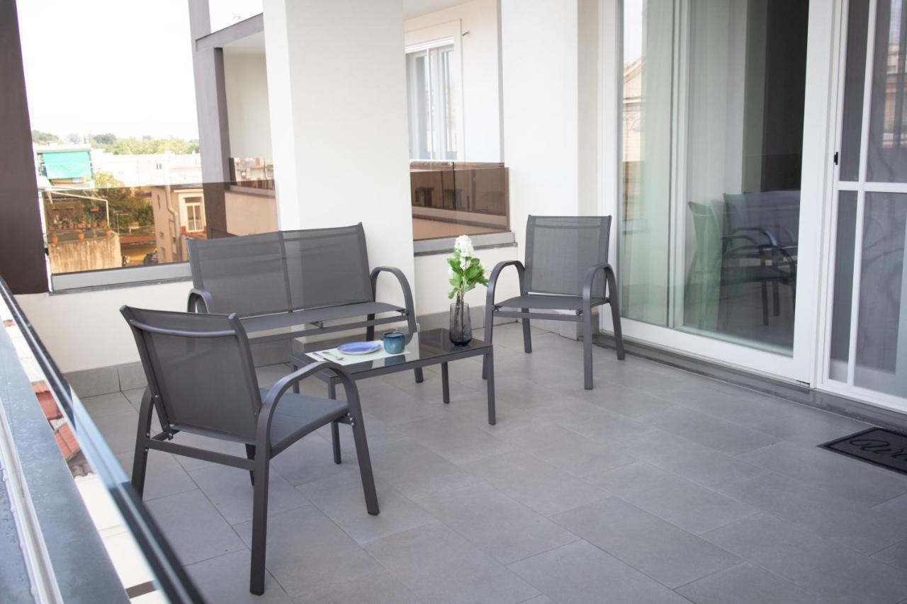 E-Twelve Apartment Naples Exterior photo