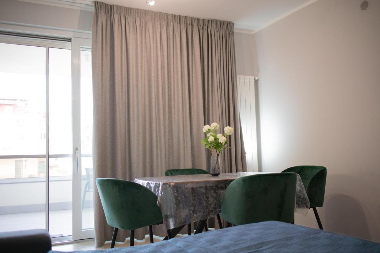 E-Twelve Apartment Naples Exterior photo